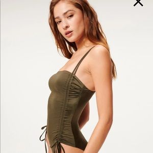 Good American shine ruched one piece bathing suit in Stormy size 3 for size 6-10